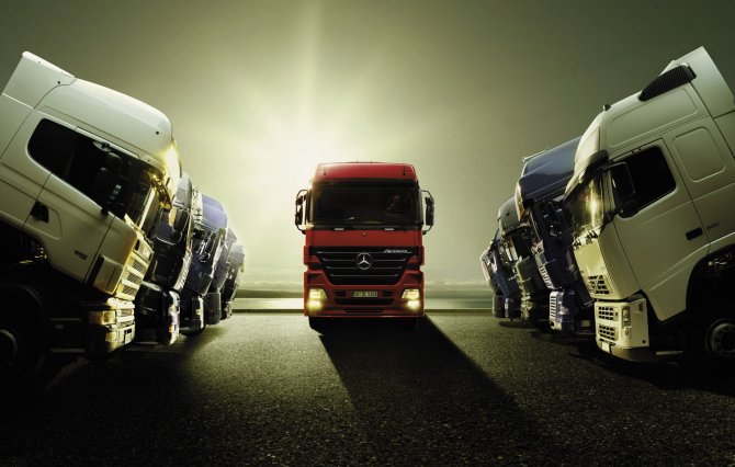 Особенности грузовых перевозок, и как найти приличную организацию, оказывающую данные услуги